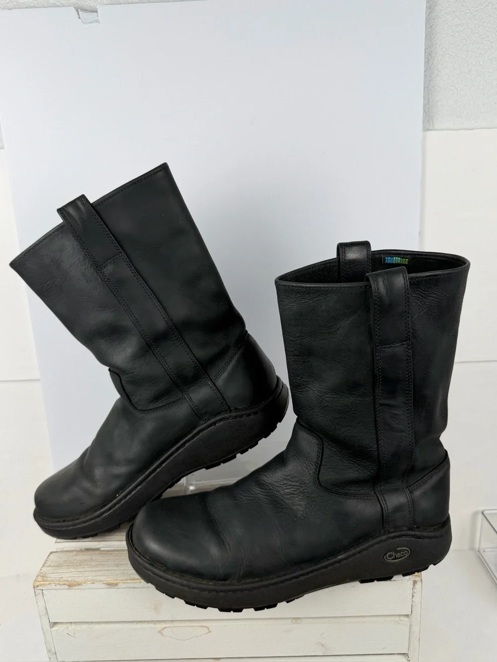 Chaco Credence tall leather boots men’s size 11.5 Vibram Nurl rubber outsole
